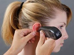Dolphin MPS Auricular therapy to calm the nervous system and help reduce pain